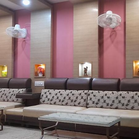 Sai Velan Residency Hotel Dindigul Exterior photo