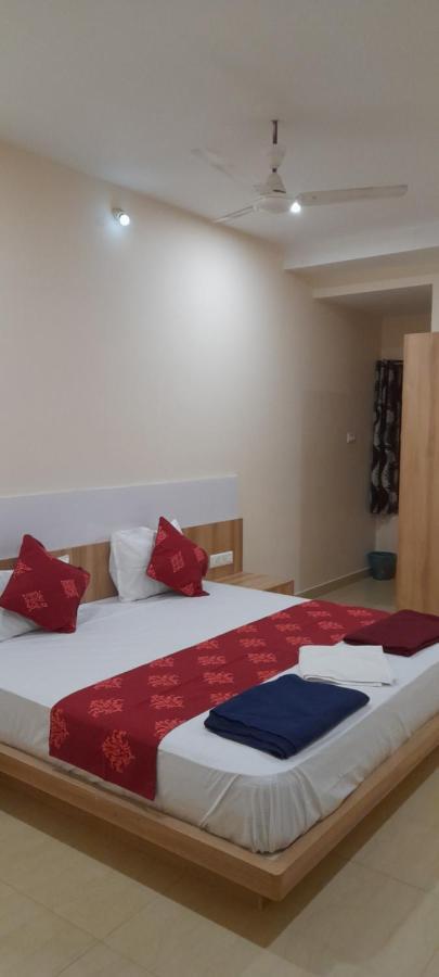 Sai Velan Residency Hotel Dindigul Exterior photo